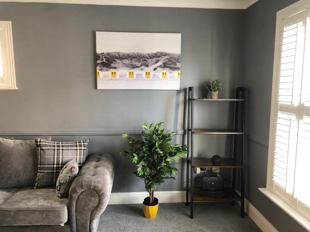 Stylish 2 Bed Apartment Next To The Norfolk Broads Coltishall Kültér fotó